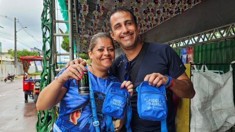 Em Parintins, “Recicla, Galera” mobiliza moradores e turistas com troca de resíduos por brindes