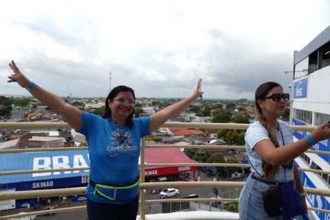 Visita guiada ao Bumbódromo atrai público recorde e movimenta turismo em Parintins