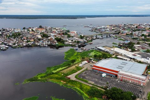 Rio Negro recua 4 cm após nove meses de cheia contínua no Amazonas