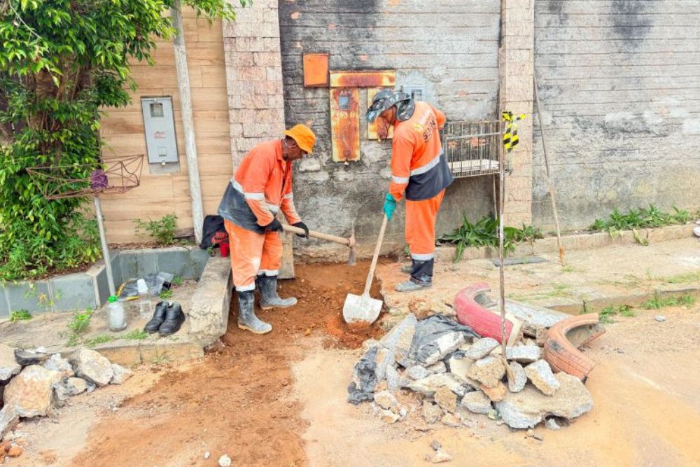 Troca de tubulação no São Jorge reforça sistema de drenagem contra alagamentos Troca de tubulação no São Jorge reforça sistema de drenagem contra alagamentos