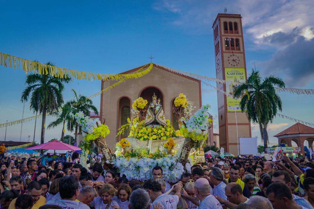 Parintins dá início à Festa de Nossa Senhora do Carmo neste domingo (6) Parintins dá início à Festa de Nossa Senhora do Carmo neste domingo (6)
