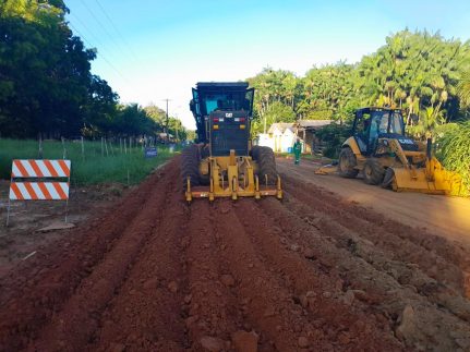 Em Carauari, Estrada do Gavião volta a receber obras de infraestrutura e mobilidade