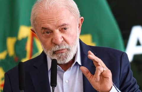 Lula anuncia resposta ao tarifaço dos EUA com lei de reciprocidade