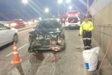 Colisão entre carro e micro-ônibus deixa três feridos na zona leste de Manaus