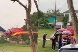 Helicóptero pousa ao lado de hospital em Parintins para resgatar indígena em estado grave