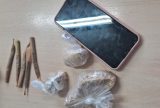PM do Amazonas encontra drogas escondidas em lixeira na feira da Manaus Moderna