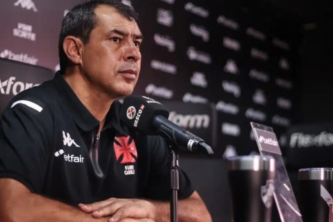 Vitória oficializa Fabio Carille como novo treinador após eliminação na Copa do Nordeste