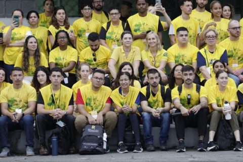 Voluntários do Projeto Rondon destacam acolhimento no Amazonas durante cerimônia oficial.
