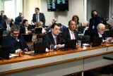Senador Eduardo Braga integra a lista dos "100 Cabeças do Congresso Nacional" pela 13ª vez