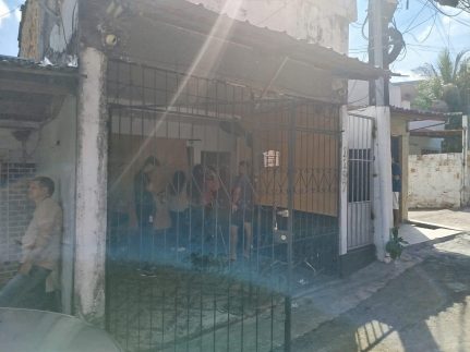 Bebê de pouco mais de um mês é encontrado morto em kitnet em Manaus