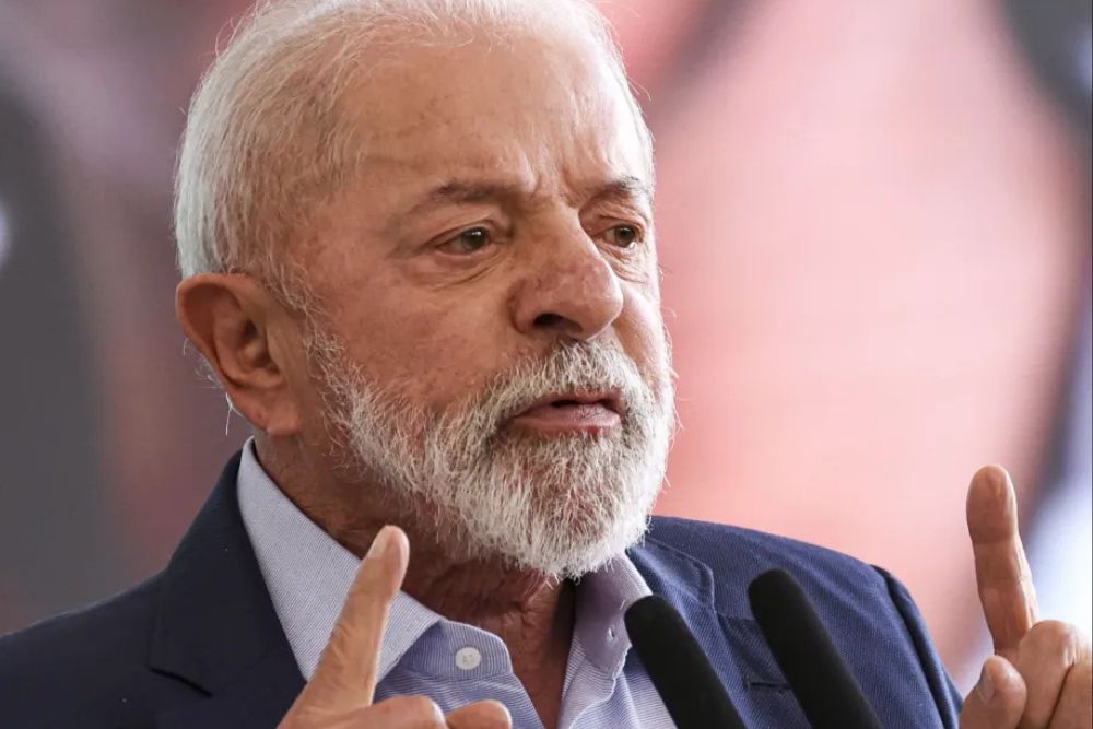 Governo Lula &eacute; mal avaliado por quase metade da popula&ccedil;&atilde;o, diz Atlas.