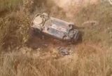 Homem morre ao perder controle do carro e cair em ribanceira na BR-319.