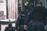 Polícia Militar prende dois foragidos durante patrulhamento em Manaus