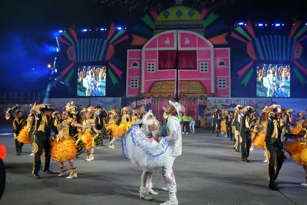 Celebração das origens e da diversidade agita mais uma noite no Festival Folclórico do Amazonas Celebração das origens e da diversidade agita mais uma noite no Festival Folclórico do Amazonas