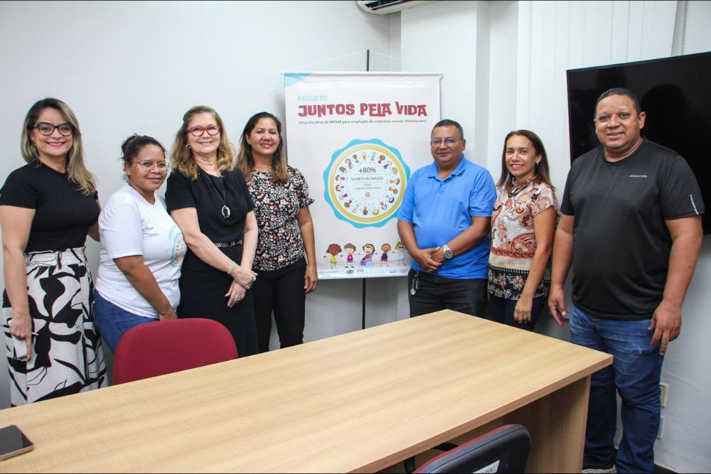 Seis escolas rurais de Manaus são auditadas após atingirem mais de 80% de cobertura vacinal Seis escolas rurais de Manaus são auditadas após atingirem mais de 80% de cobertura vacinal