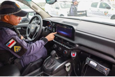 Viatura com tecnologia Paredão recupera veículo roubado no bairro Alvorada, em Manaus
