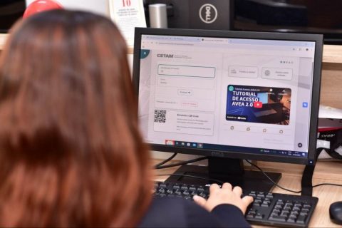 Mais de 26 mil vagas são preenchidas no 1º dia de inscrições em cursos online do Cetam