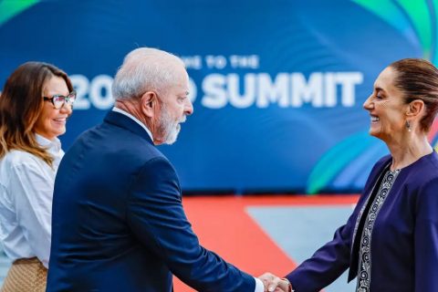 Lula propõe fortalecer laços econômicos com o México