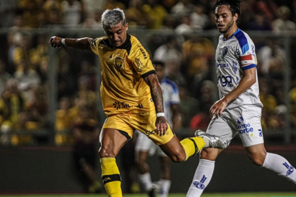 Amazonas e Paysandu empatam em duelo direto contra o rebaixamento na S&eacute;rie B