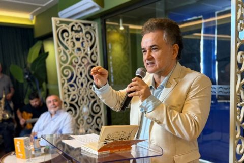 Valer Teatro recebe Tenório Telles para debate sobre literatura amazônica neste sábado (26)