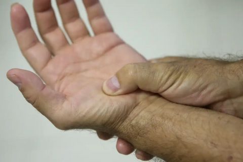 Novas diretrizes ampliam o tratamento de fibromialgia pelo SUS