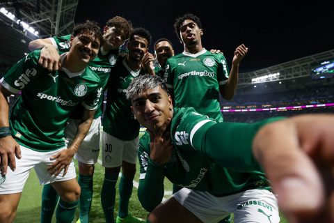 Palmeiras goleia Universitario por 4 a 0 no Peru e fica perto das quartas da Libertadores