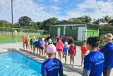 Bombeiros promovem ação educativa sobre segurança aquática para jovens em Manaus