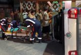 Homem capota carro após bater em muro na zona norte de Manaus