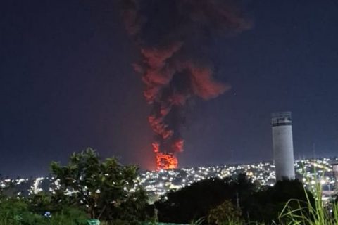 Chuva prevista em Manaus pode ajudar no controle de incêndio no bairro Distrito Industrial
