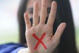 Violência digital contra mulheres atinge níveis alarmantes, diz pesquisa