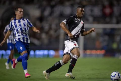 Vasco vence com autoridade e avança às quartas da Copa do Brasil