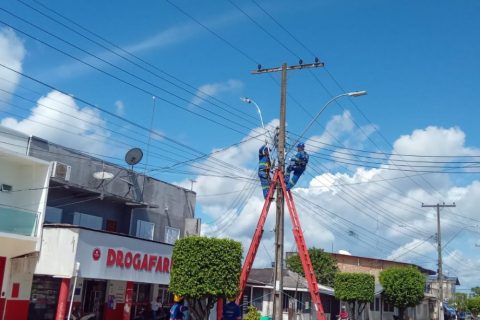 Governo do Amazonas finaliza modernização da iluminação pública em Maraã
