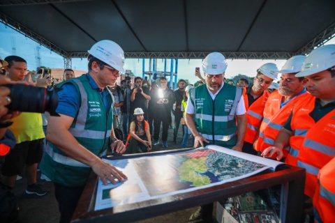 Governo intensifica presença no interior, com investimentos em urbanização, mobilidade e iluminação no Amazonas