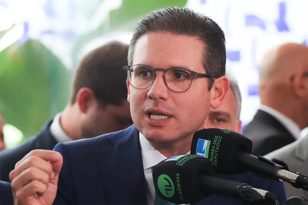 Diálogo volta a marcar relações entre Brasil e EUA, diz Hugo Motta