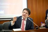 Morre senador colombiano Miguel Uribe, vítima de atentado a tiros durante campanha presidencial