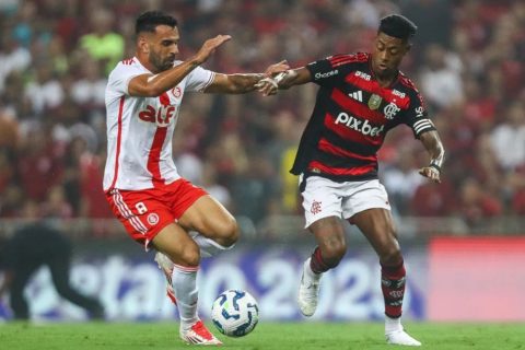 Flamengo e Internacional abrem série de três confrontos decisivos no Maracanã