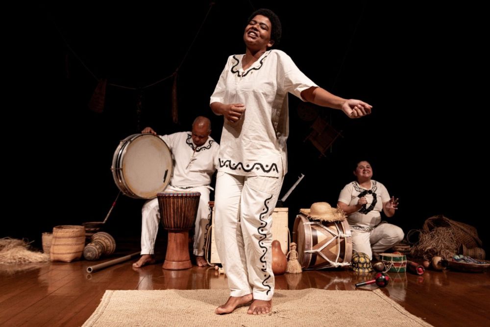 Espet&aacute;culo infantil ind&iacute;gena &ldquo;Gotas de Saberes&rdquo; chega ao Teatro da Instala&ccedil;&atilde;o