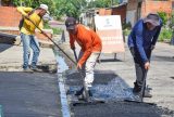 Prefeitura de Parintins intensifica obras de asfaltamento nos bairros