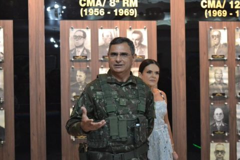 Exército realiza troca de comando no CMA em Manaus