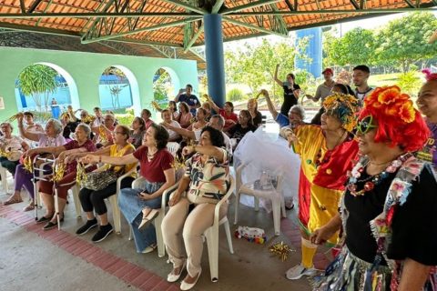 Manaus comemora o Dia do Artista de Teatro no Parque Municipal do Idoso