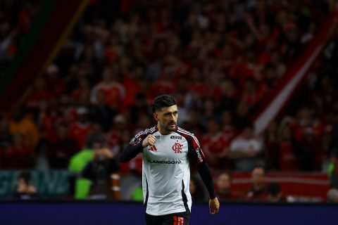 Flamengo busca vaga nas semifinais da Libertadores contra o Estudiantes