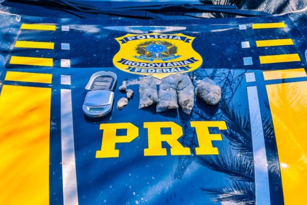 Abordagem da PRF resulta em pris&atilde;o por tr&aacute;fico de drogas na BR-174