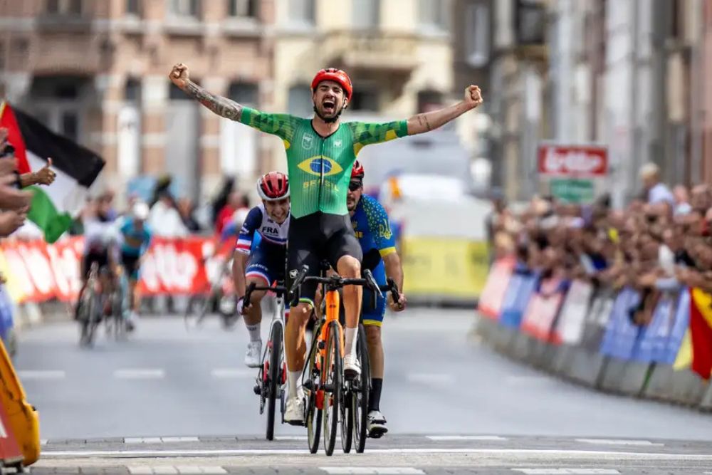 Lauro Chaman leva tricampeonato Mundial de Paraciclismo na Bélgica