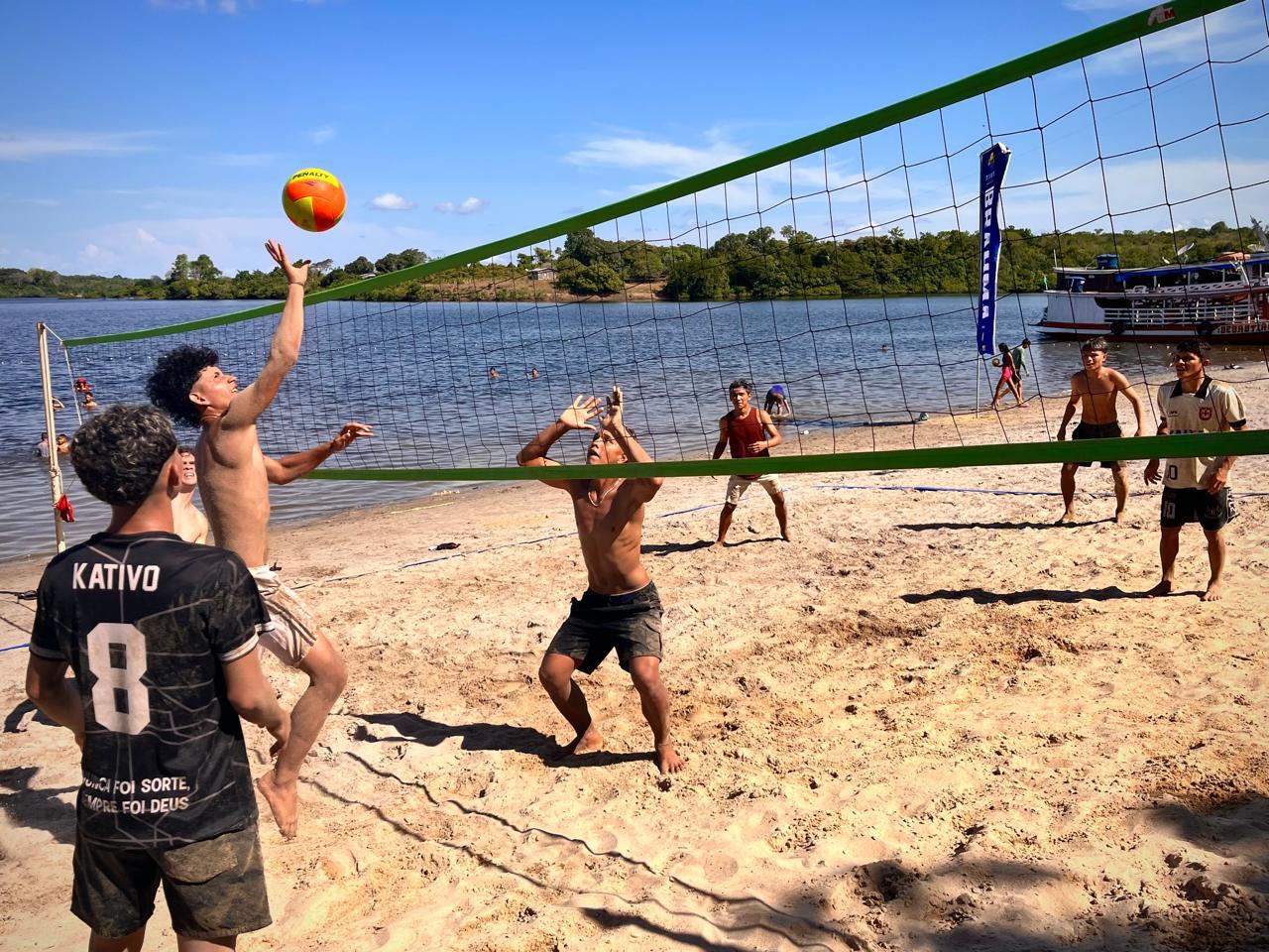 Esporte agita Festival de Verão do Caburi Esporte agita Festival de Verão do Caburi