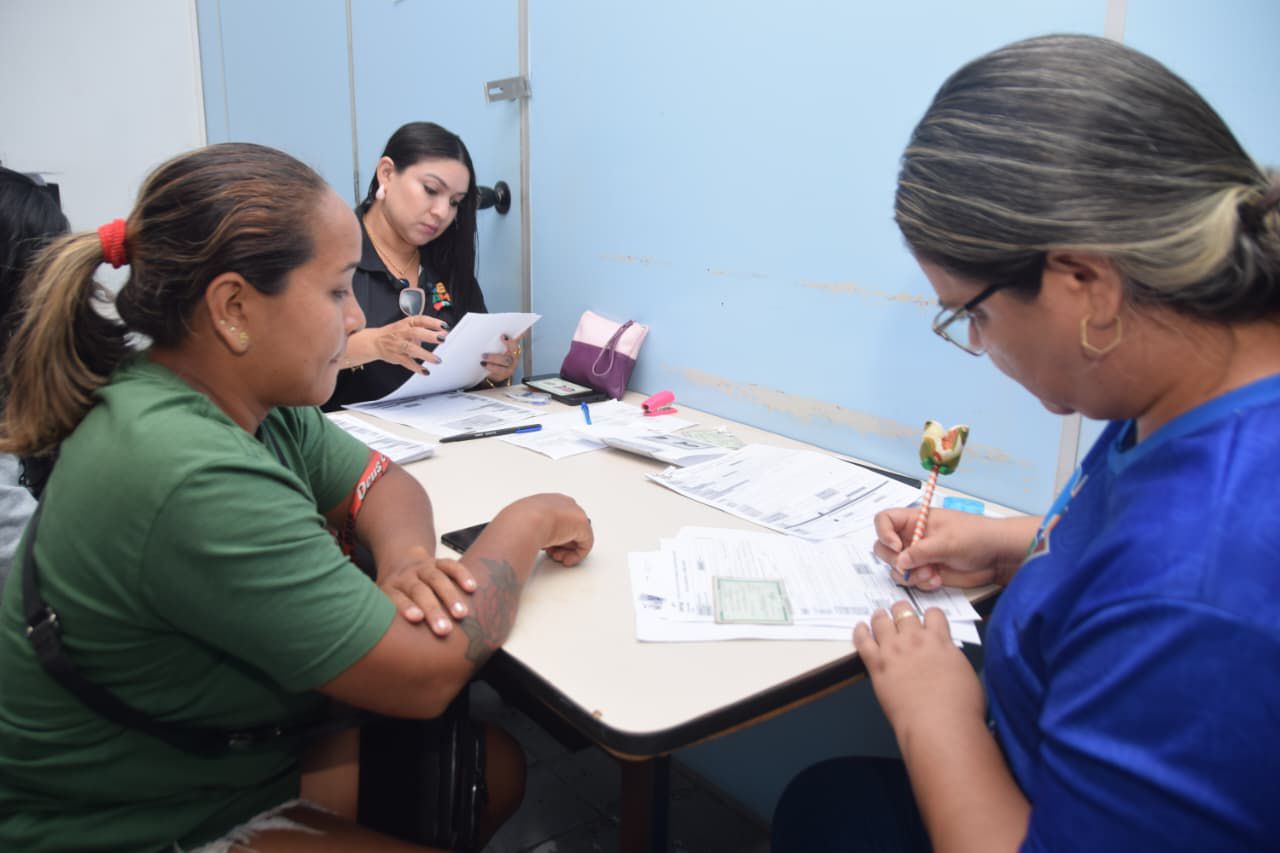 Prefeitura abre 300 vagas em cursinho pré-vestibular gratuito em Parintins Prefeitura abre 300 vagas em cursinho pré-vestibular gratuito em Parintins