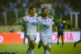 Bahia vence Confiança por 4 a 1 e encaminha título da Copa do Nordeste