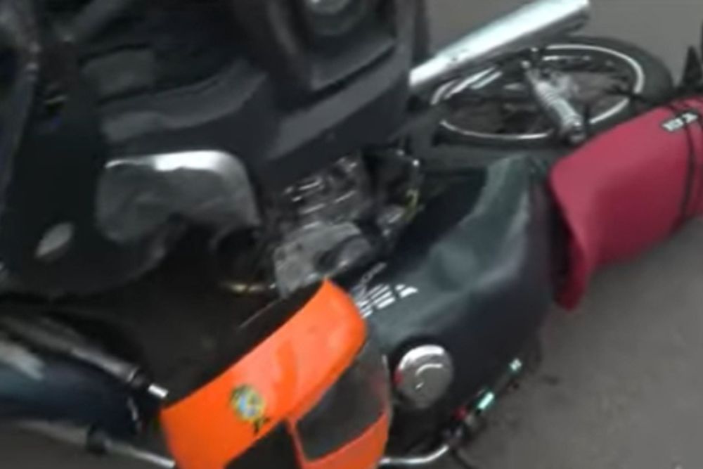 Colisão entre viatura da Polícia Civil e mototaxista deixa ferido em Manaus