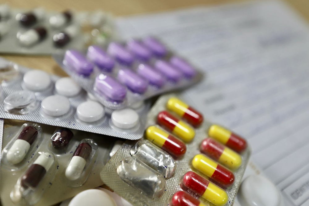 Novas parcerias reforçam a fabricação nacional de medicamentos para o SUS