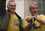 PL aposta em irmão de Bolsonaro para eleição de 2026