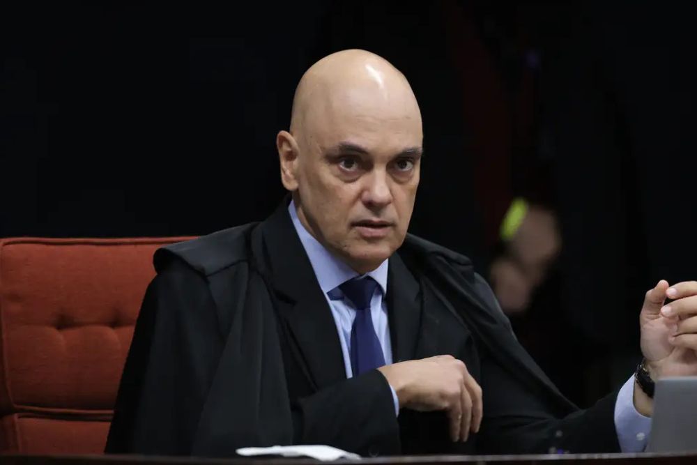 Moraes pede vista e suspende julgamento sobre desoneração da folha de pagamento